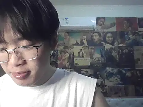 Snapshot of Anson0722 chatting on March 15, 1:29 pm Anson0722 online show from March 15, 1:29 pm