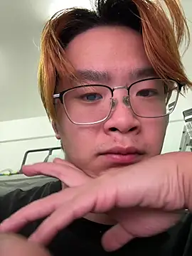 Snapshot of Anson0722 chatting on October 23, 3:55 pm Anson0722 online show from October 23, 3:55 pm