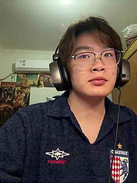 Anson0722 online show from February 8, 3:15 pm