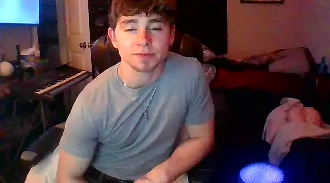 JCstrings online show from February 25, 6:47 am