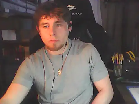 JCstrings online show from February 2, 12:26 pm