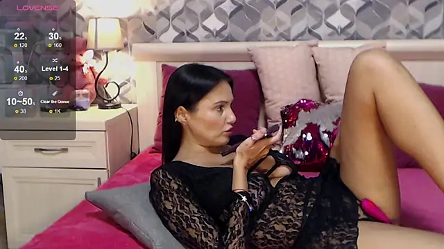 Snapshot of Nico1e_Smith chatting on December 16, 6:07 am Nico1e Smith online show from December 16, 6:07 am