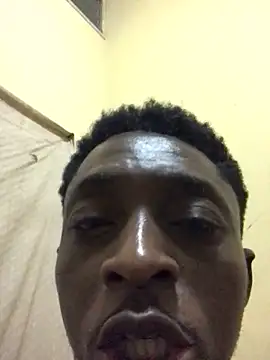 Snapshot of justyou2025 chatting on March 1, 1:53 am justyou2025 online show from March 1, 1:53 am