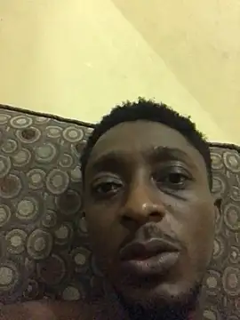 Snapshot of justyou2025 chatting on March 11, 6:41 pm justyou2025 online show from March 11, 6:41 pm