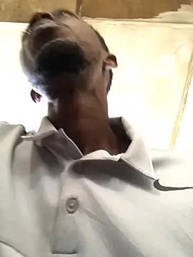 Snapshot of justyou2025 chatting on March 14, 10:07 am justyou2025 online show from March 14, 10:07 am