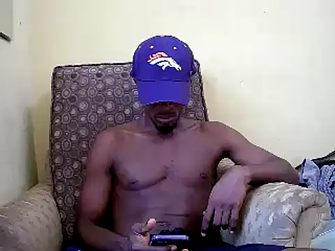 Snapshot of justyou2025 chatting on March 16, 12:44 pm justyou2025 online show from March 16, 12:44 pm