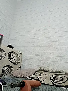 Ramona870 online show from March 29, 9:15 pm