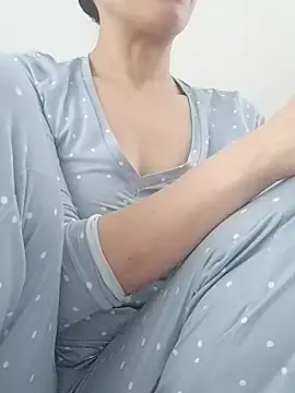 BUSE8821 online show from December 19, 1:07 pm