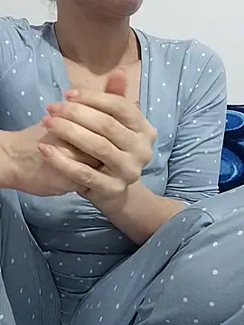 BUSE8821 online show from December 20, 2:24 pm