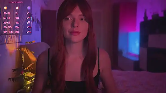 CherryRed Girl online show from April 8, 11:27 pm