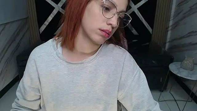 Snapshot of Angeles_v chatting on March 8, 1:50 am Angeles v online show from March 8, 1:50 am