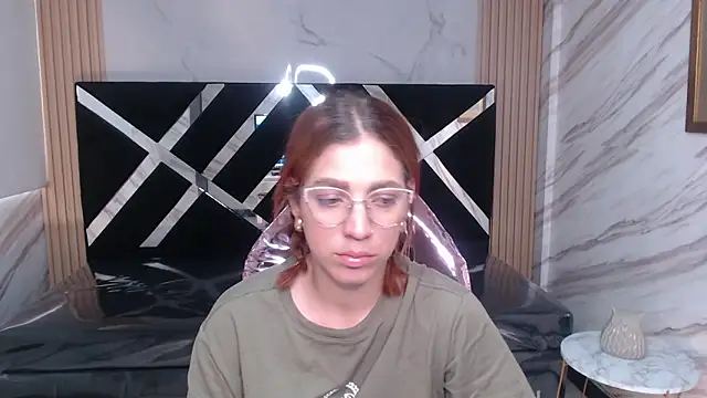 Snapshot of Angeles_v chatting on March 8, 7:31 pm Angeles v online show from March 8, 7:31 pm