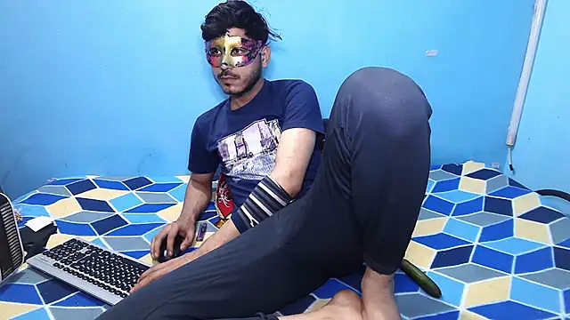 rahulkajuuu0909 online show from February 7, 4:00 pm