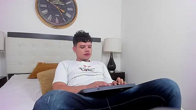 Axel Forte online show from May 26, 3:52 pm