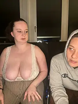 curvy eina online show from March 10, 9:18 pm