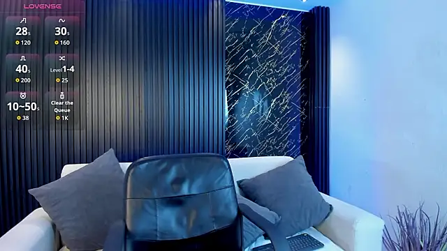 Ivaannaa  online show from March 4, 1:17 pm