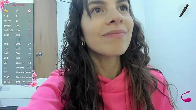 jessyegoldenn online show from February 5, 4:44 pm