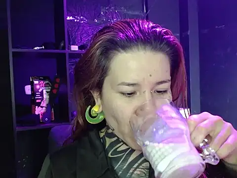 Snapshot of Pandora_9666 chatting on October 23, 3:22 pm Pandora 9666 online show from October 23, 3:22 pm