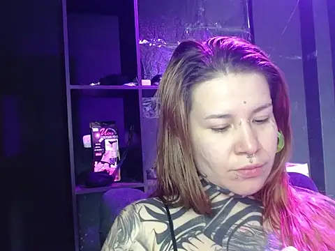 Snapshot of Pandora_9666 chatting on October 31, 3:57 pm Pandora 9666 online show from October 31, 3:57 pm