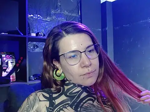 Snapshot of Pandora_9666 chatting on November 9, 11:58 pm Pandora 9666 online show from November 9, 11:58 pm