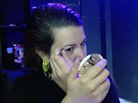 Snapshot of Pandora_9666 chatting on November 22, 3:22 pm Pandora 9666 online show from November 22, 3:22 pm