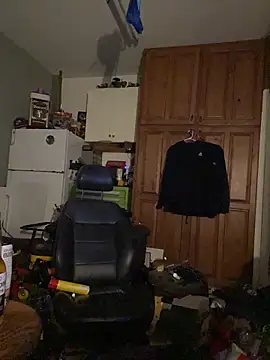 Snapshot of Polaroid_White chatting on November 18, 10:47 pm Polaroid White online show from November 18, 10:47 pm