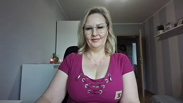 DianaLive online show from February 23, 9:28 am