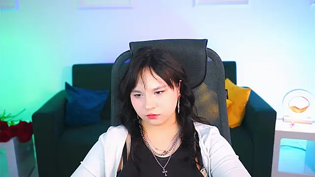 HanaWise online show from February 26, 2:14 pm