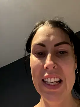 xCharlie MILFx online show from October 16, 12:11 am