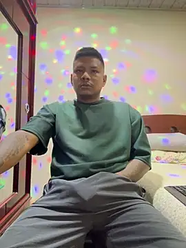 Saipuer31 online show from December 19, 7:15 am