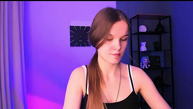 Amber Rogers online show from March 7, 5:28 pm