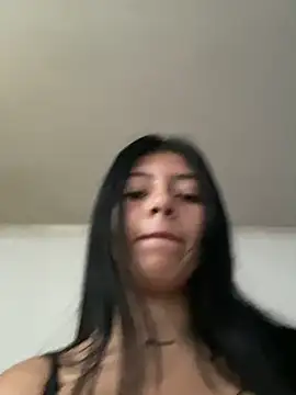 Snapshot of Alexandra090 chatting on February 24, 7:41 pm Alexandra090 online show from February 24, 7:41 pm