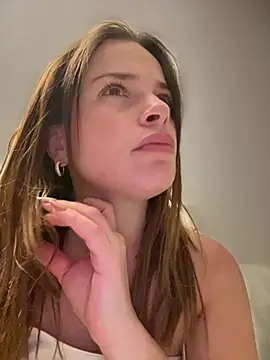 gynna kimera online show from February 2, 3:05 am