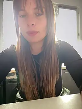Snapshot of gynna_kimera chatting on May 19, 3:51 pm gynna kimera online show from May 19, 3:51 pm