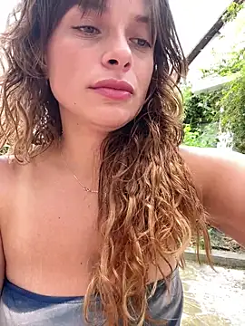 Snapshot of gynna_kimera chatting on June 4, 1:06 pm gynna kimera online show from June 4, 1:06 pm