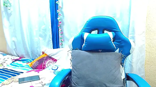 Gia leinn online show from February 28, 7:48 pm