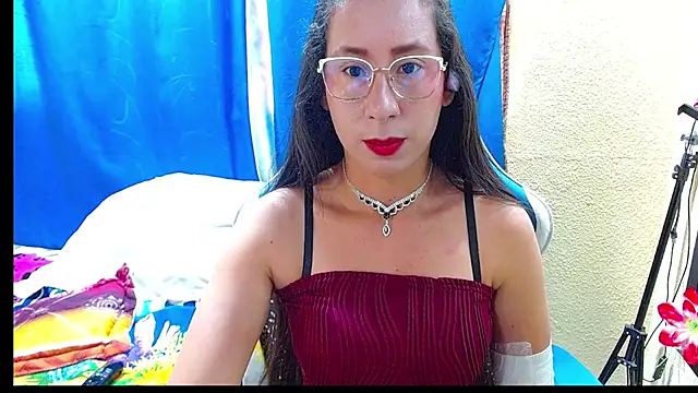 Gia leinn online show from June 24, 3:44 pm