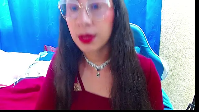 Gia leinn online show from July 17, 3:18 pm