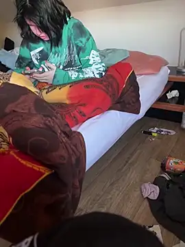 Snapshot of Tightassslut18 chatting on February 23, 7:55 am Tightassslut18 online show from February 23, 7:55 am