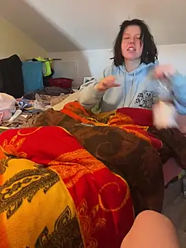 Snapshot of Tightassslut18 chatting on March 2, 8:16 am Tightassslut18 online show from March 2, 8:16 am