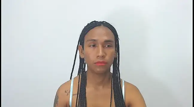 red veltet online show from March 9, 1:48 pm