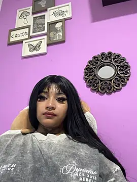 Snapshot of goth_tasha chatting on July 19, 12:47 am goth tasha online show from July 19, 12:47 am