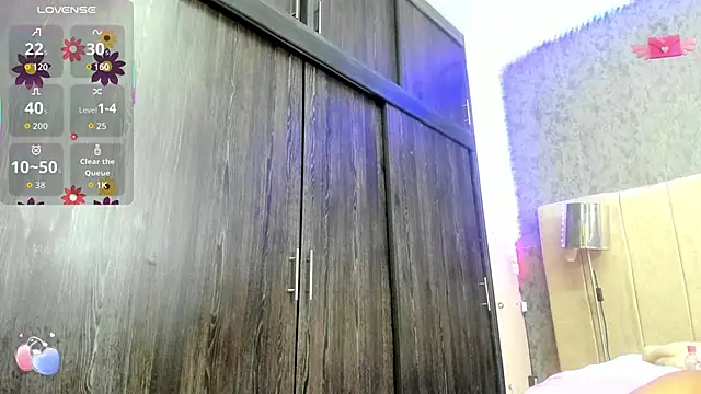 ava-am online show from March 28, 2:44 am