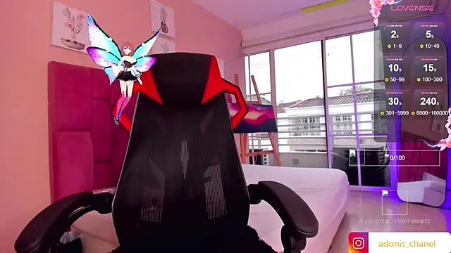 CHANELL 11INCHES online show from September 11, 8:42 pm