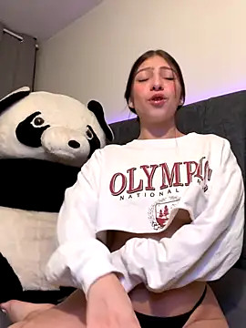 Dirty-Bunnyyy online show from October 29, 6:15 am