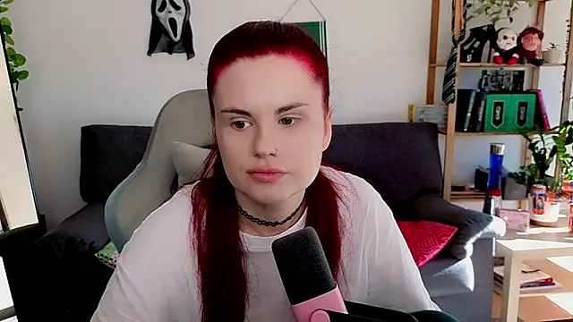 Della Ideal online show from November 18, 10:52 am