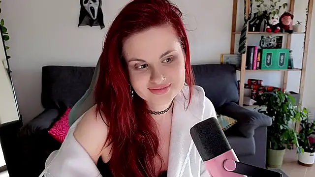 Della Ideal online show from December 2, 9:14 am