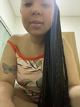 Snapshot of KiaraCut chatting on June 2, 3:30 am KiaraCut online show from June 2, 3:30 am