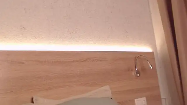 Snapshot of IvyAngel chatting on November 28, 4:09 pm IvyAngel online show from November 28, 4:09 pm