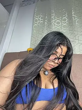 virginbrunette99 online show from June 5, 5:58 am